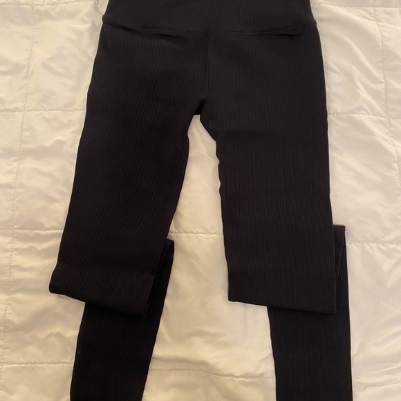 Fabletics Leggings Set - Picture 12 of 16